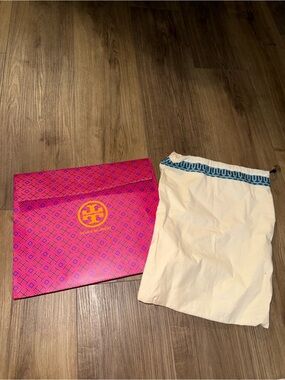 Tory Burch Pink & Yellow Branded Gift Envelope with Cream Dust Bag